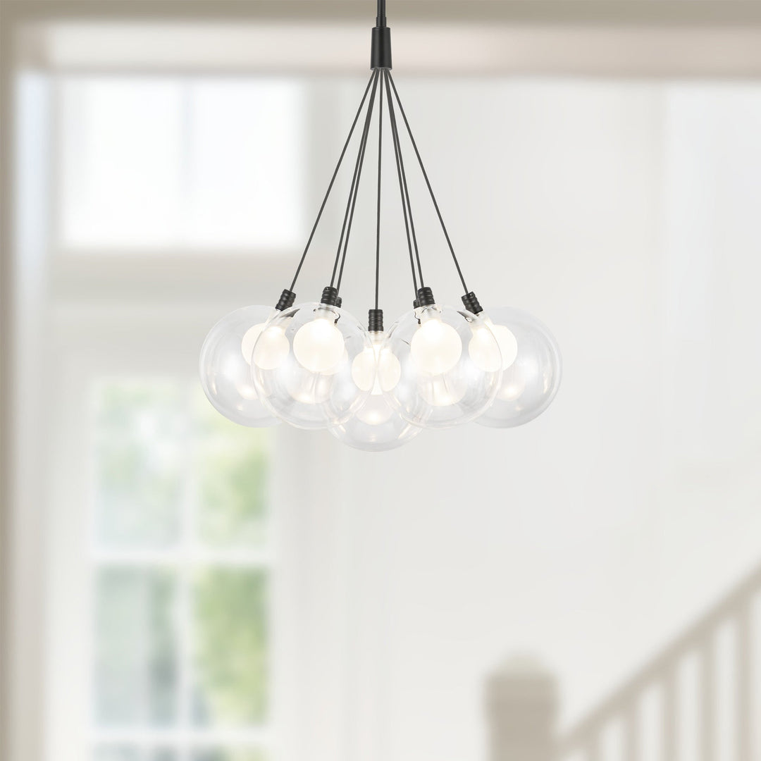 Bolla 17-in Chandelier