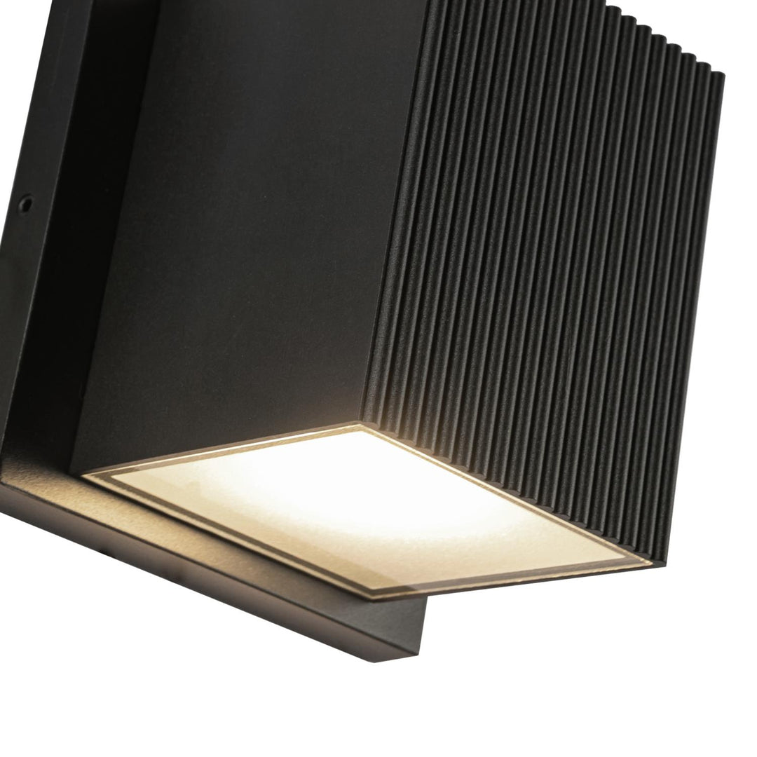 Mavis 4-in Exterior Wall Sconce