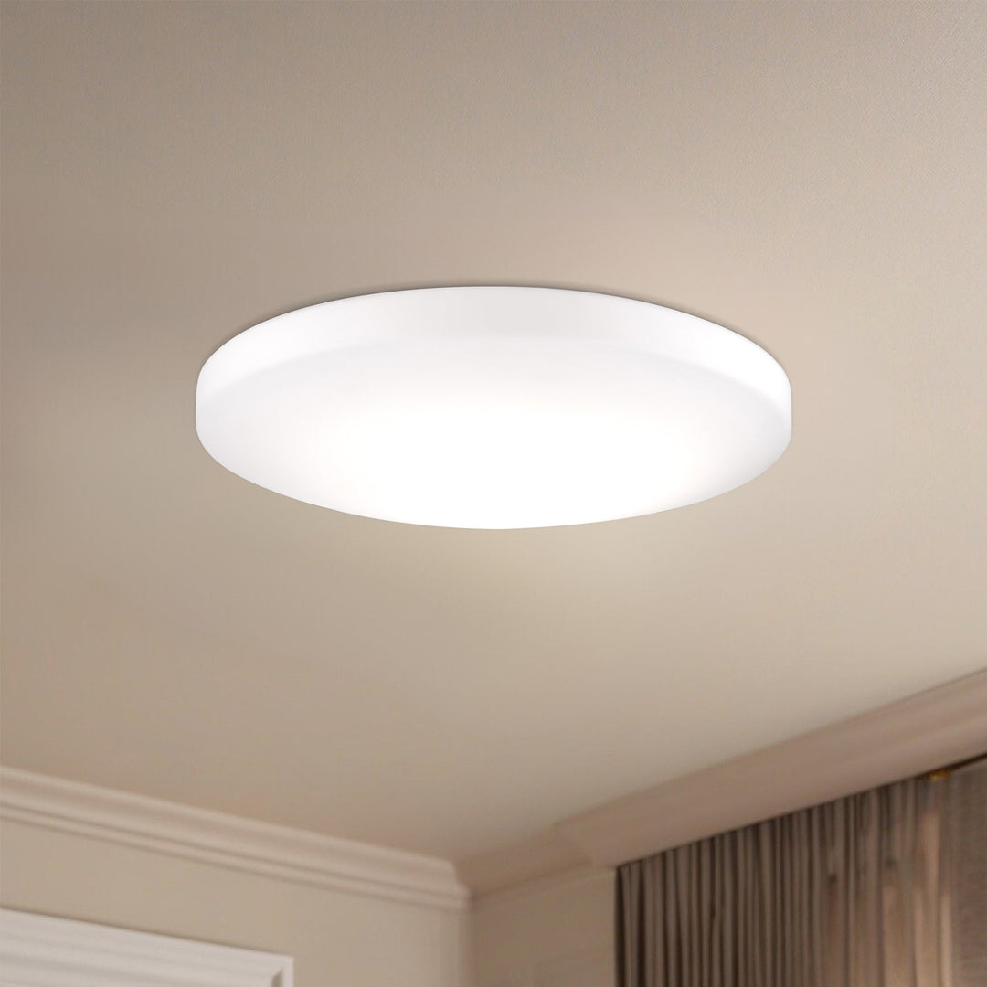 Trafalgar 11-in Flush Mount